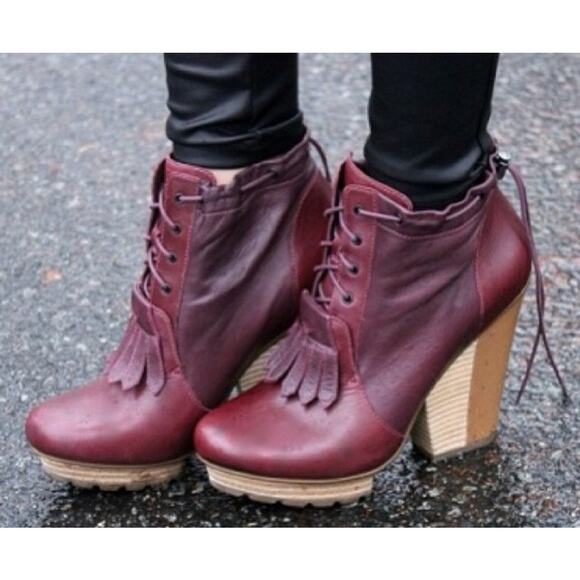 Timo Weiland for Tsubo Burgundy Leather kiltie fringe Platform Ankle boots 6 - Picture 1 of 13